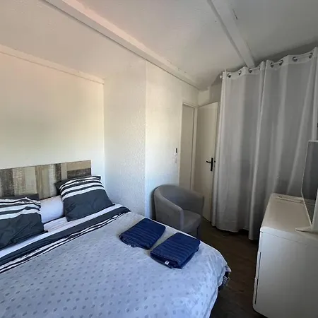 Holiday home Maison Bord De *